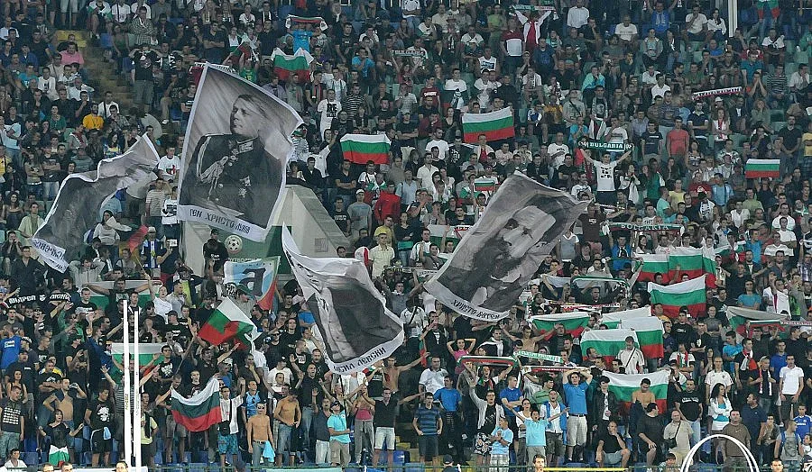 България излиза срещу историята в Италия