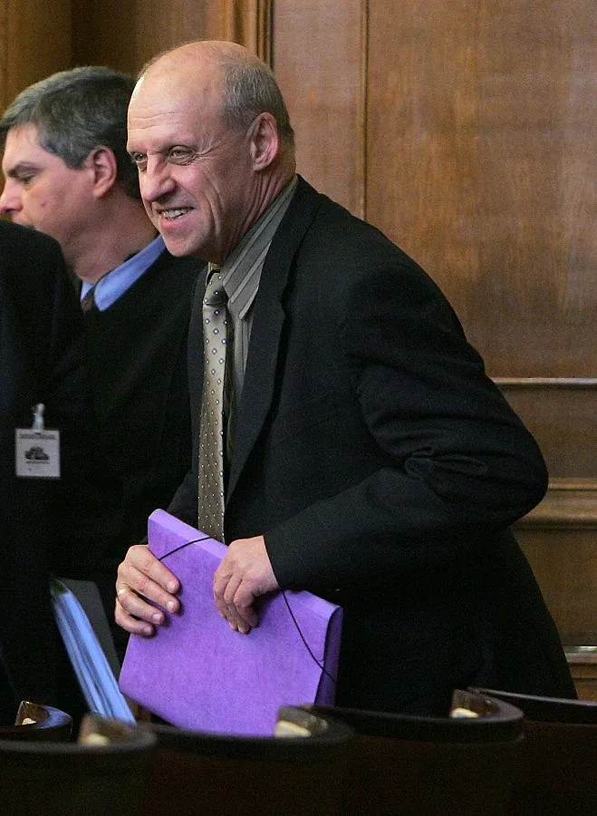 Майстор на притчите дирижира митниците