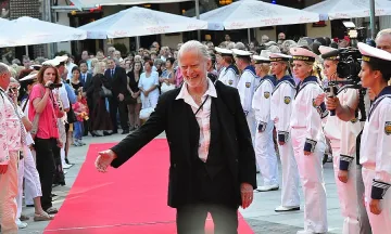 Копродукция за танго взе „Златната Афродита"