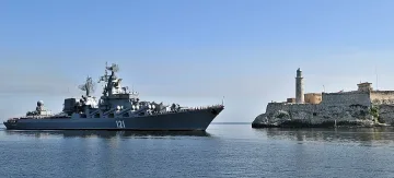 Русия прати бойни кораби през Босфора към Средиземно море