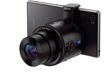 Sony представи фотообективи за смартфони