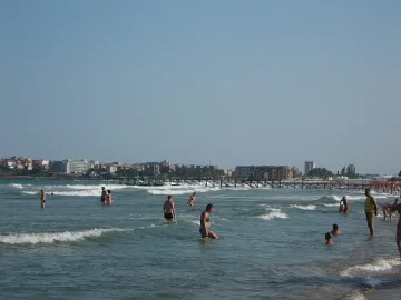 Превръщат морската вода в питейна на плажа в Бургас