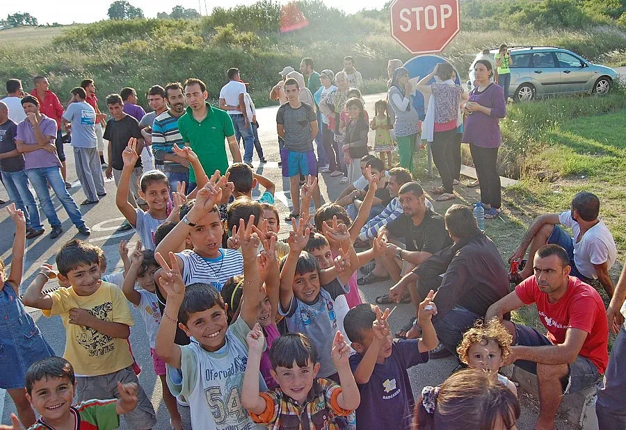 Закрити училища в селата ще приютяват бежанци