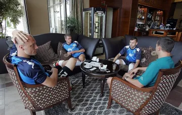 "Милан" изяде мястото на Ники 