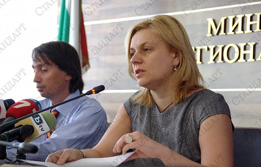 Министър Терзиева: Хемус е приоритет на правителството