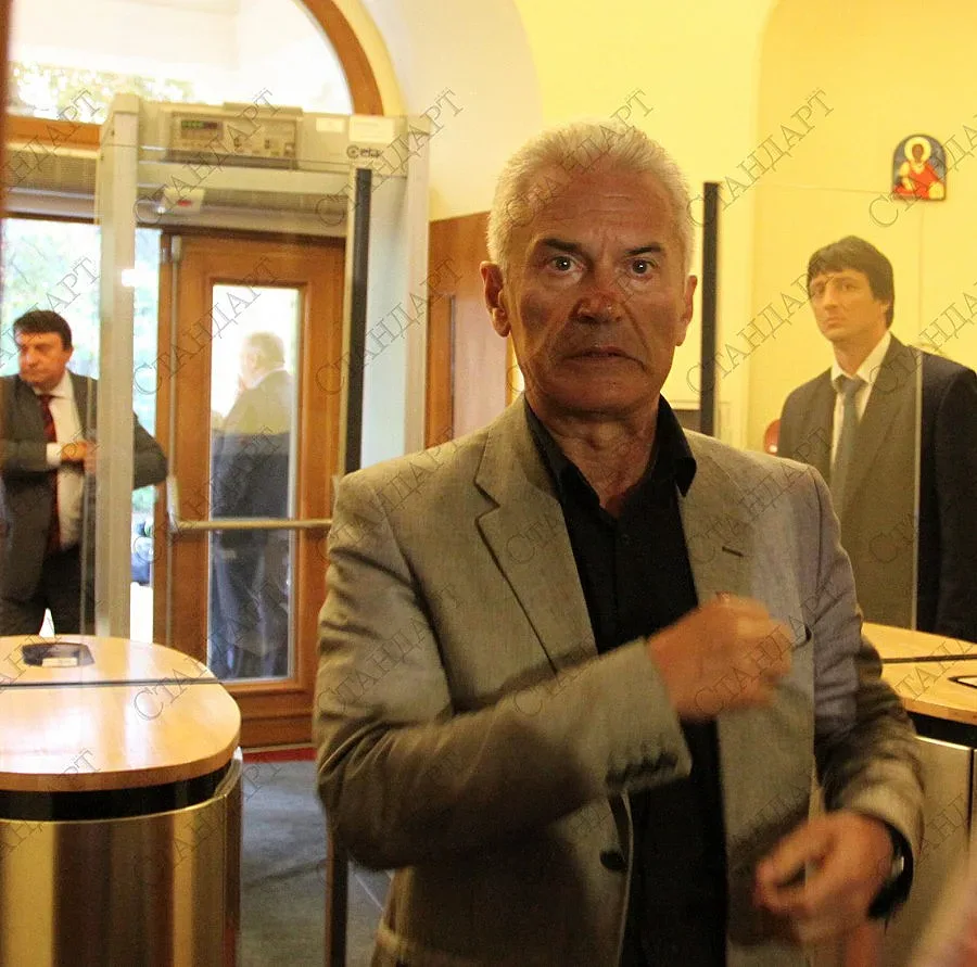 Сидеров: Да се намери работа на хората на улицата, ако нямат