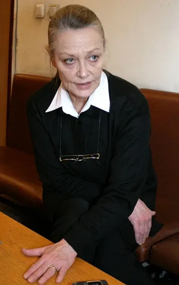 Цветана Манева: Жертвах много за успеха