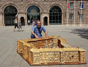 Търсят 30 000 лева за макет на Рилския манастир