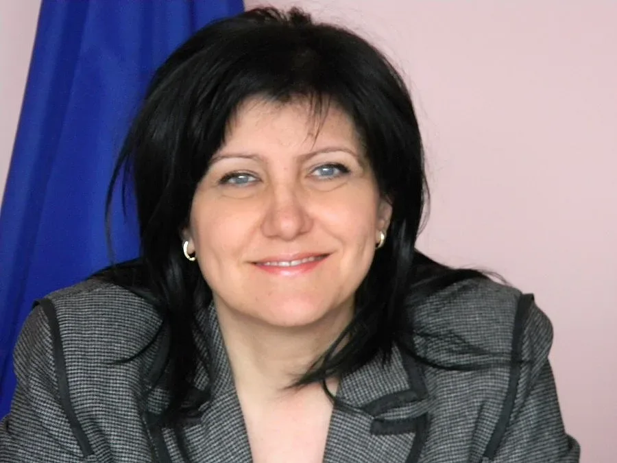 Караянчева определи кадровите назначения в Кърджали като национално предателство 