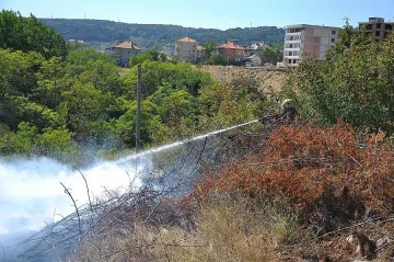 Пожар в конна база край Варна