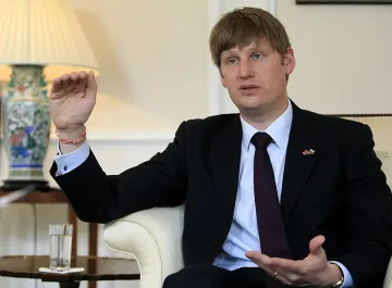 Алан: Партиите не дават признаци да се вслушват в хората