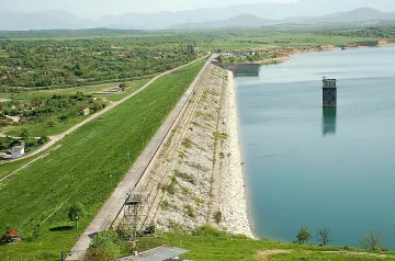 Сушата стопи и язовир „Огоста”