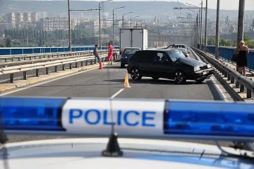 Две момичета с опасност за живота, след инцидент на пътя