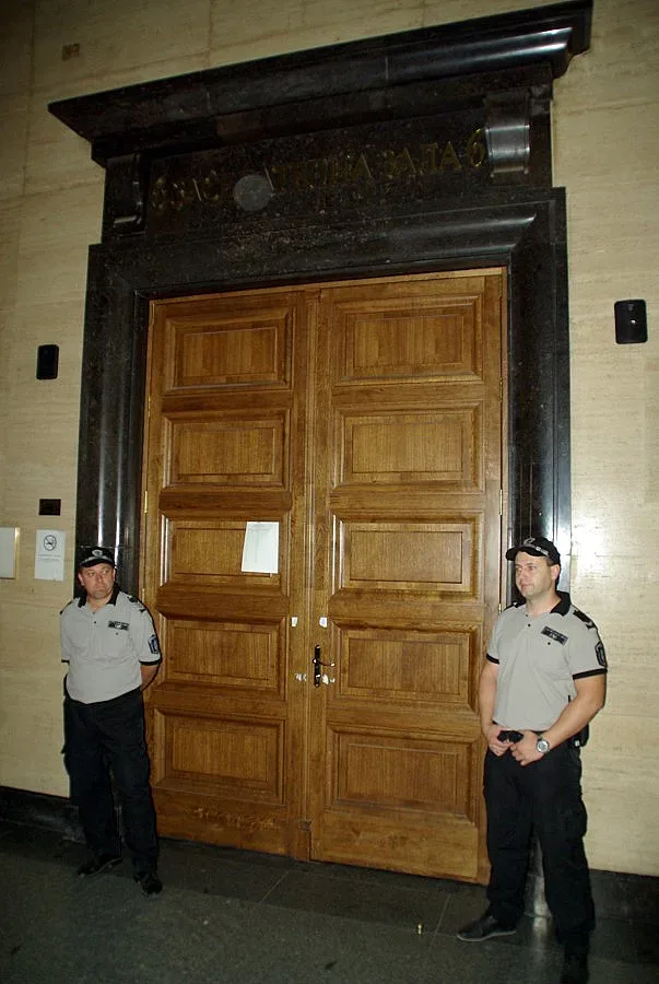 Скачат таксите за дела срещу длъжници