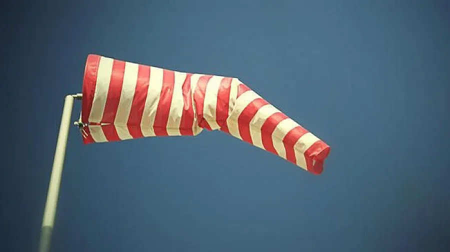 Силен вятър брули 6 области