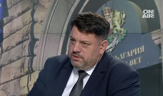 БСП за правомощията на президента: Не може да стоим в разкрачено положение