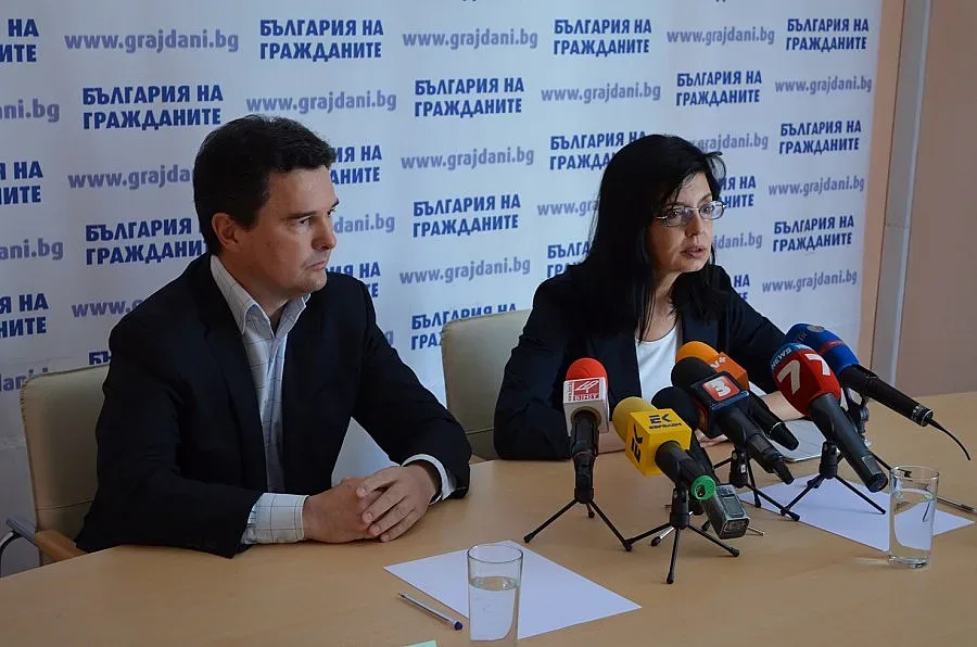 Кунева: Това правителство е загуба на време с много харчене