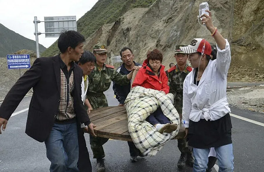 Силен трус в Китай уби поне четирима