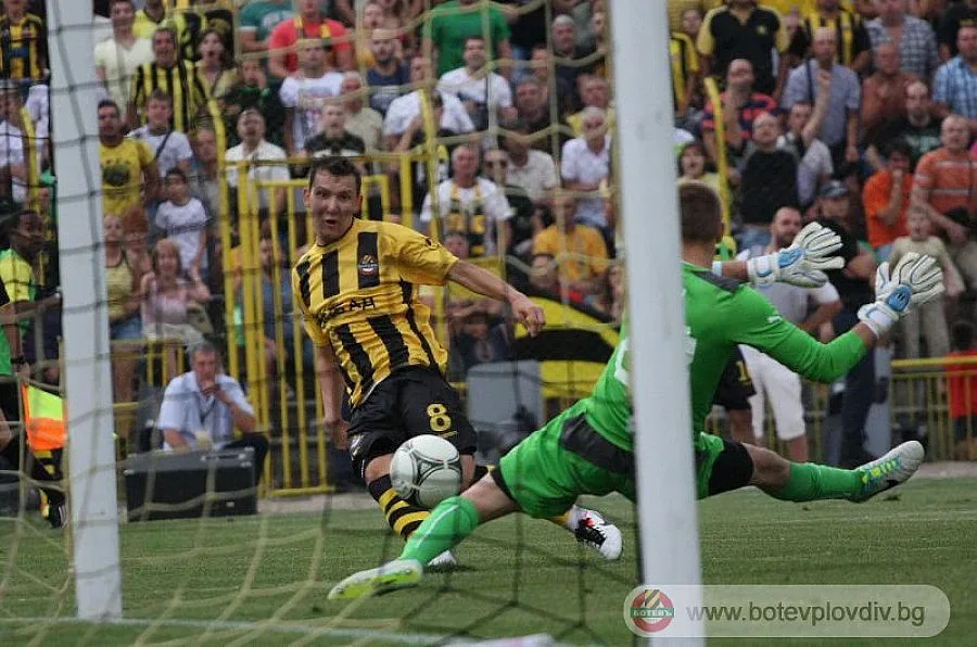 Официално: Неделев в Бундеслигата от Нова година