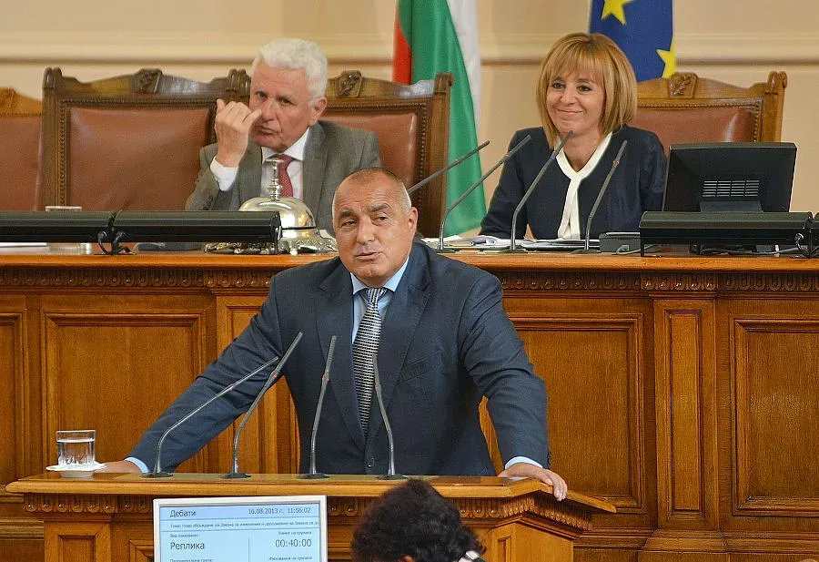 Борисов призова към тотален натиск срещу властта