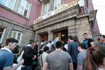 Зрелостници се явяват на втора поправителна матура