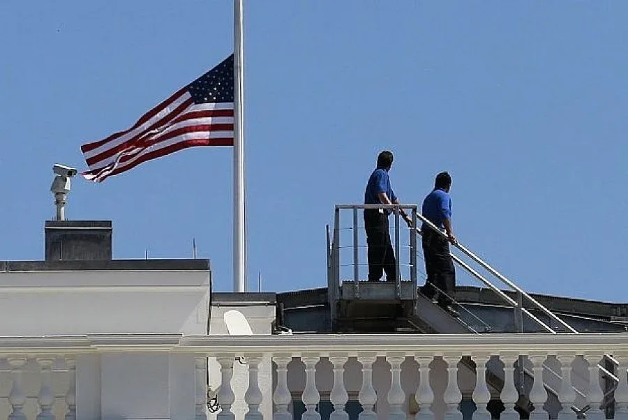 САЩ разполага нов миненосец край сирийските брегове