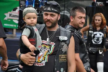 Рокери от Балканите с каскади и рок в Благоевград