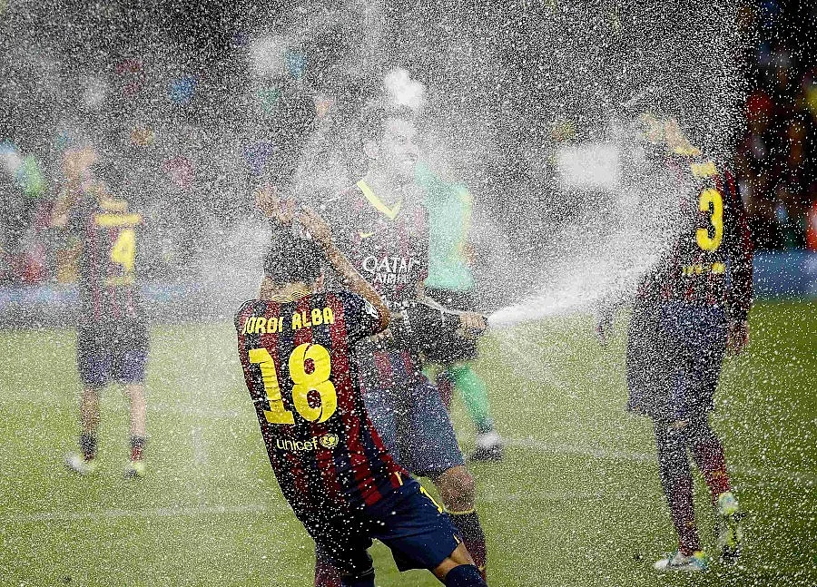 ВИДЕО: Барса не вкара на Атлетико, но взе Суперкупата