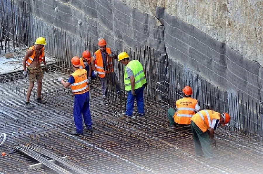 Оптимизъм завладява строители и търговци