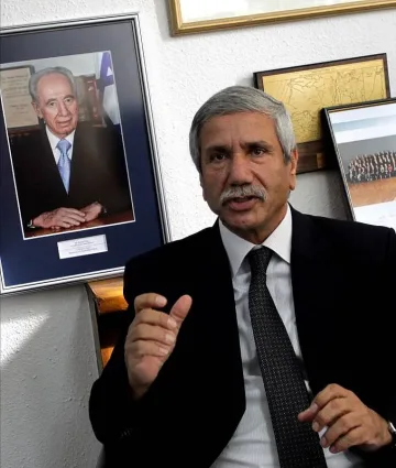 Шаул Камиса Раз, посланик на Израел: Мир с палестинците е възможен до 9 месеца