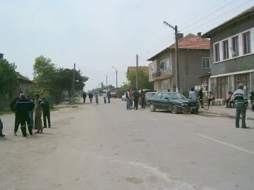 В Долни Цибър носят вода от 5 км