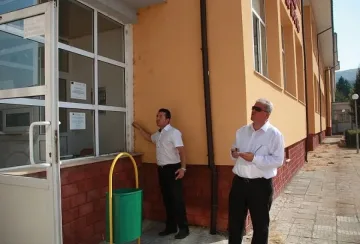 Стягат школа за 15 септември в Кърджалийско