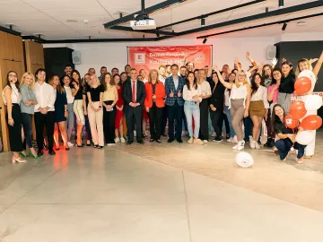 Студентите от втория випуск на „Бизнес академия Kaufland-УНСС“ се дипломираха