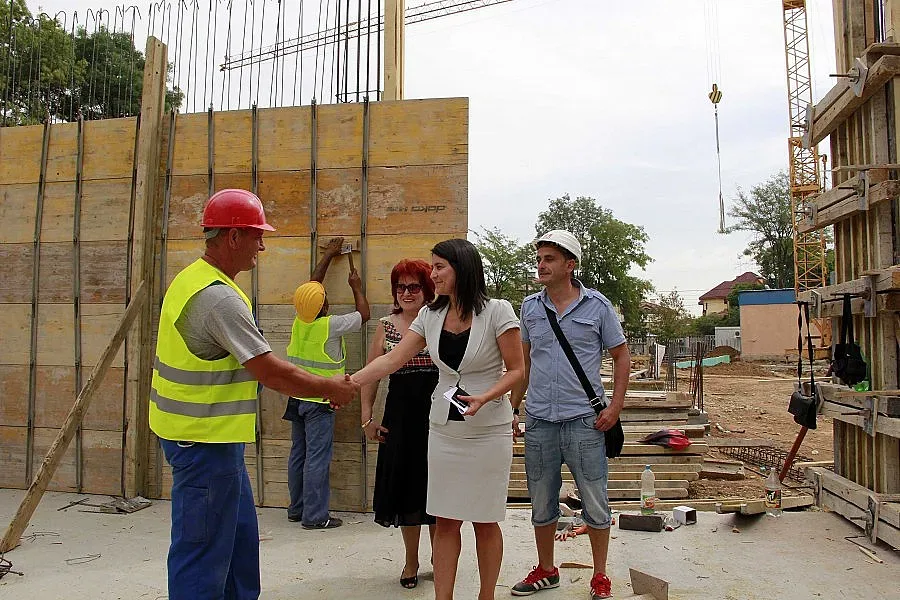 Родители на бунт срещу школски войни