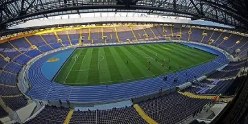 "Металист" си купи стадион