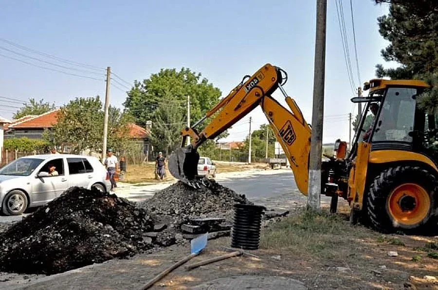 Асфалтират улици в Лозница след изграждане на ВиК мрежа