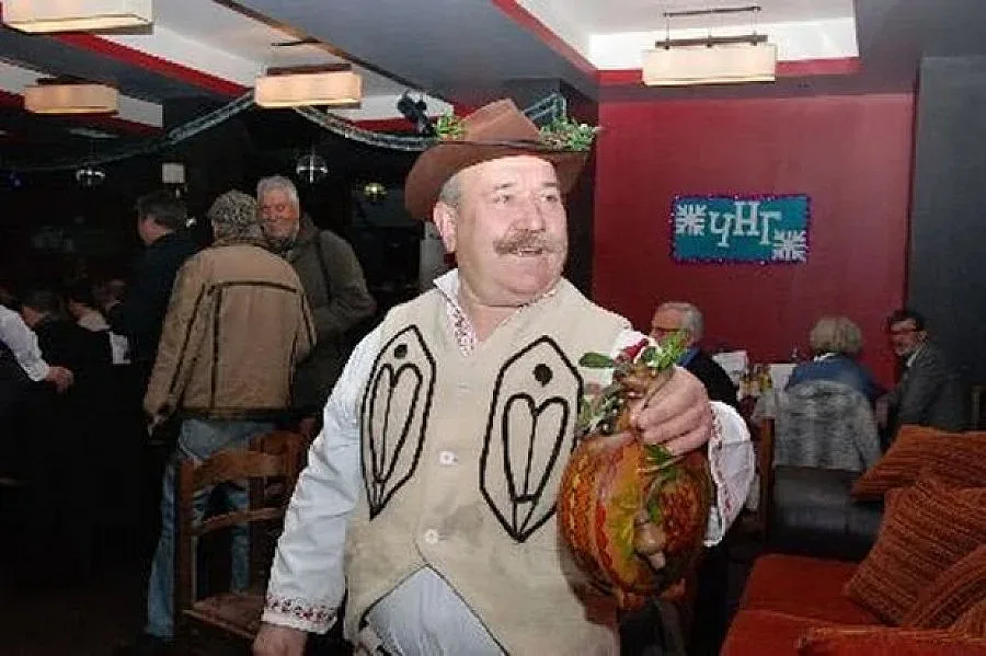 Винената партия дописа новата си книга