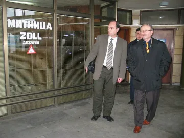 100 души искат да работят във видинската митница