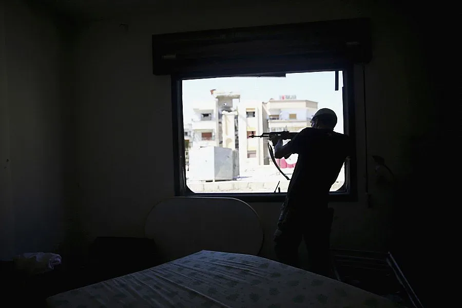 Снайперисти стрелят срещу инспектори на ООН в Сирия