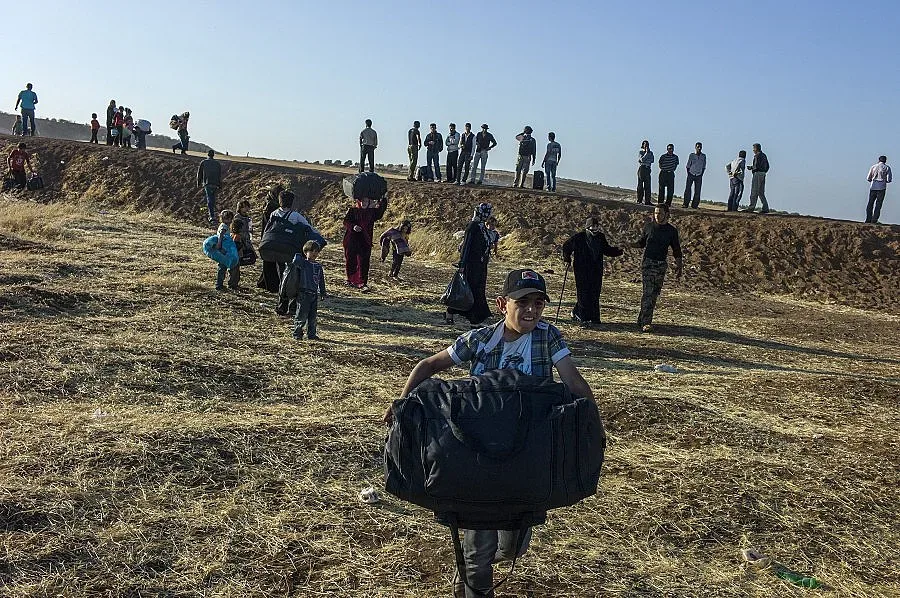 Търсят спешно съдии заради вълна от бежанци