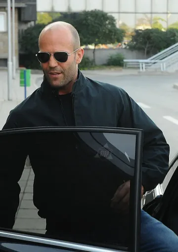 Стейтъм рекламира България