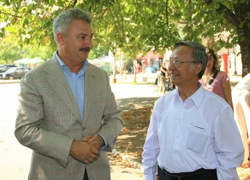 Индонезийци показаха екзотични танци в Монтана