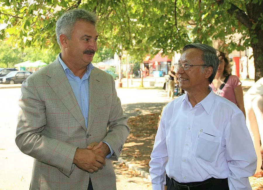 Индонезийци показаха екзотични танци в Монтана