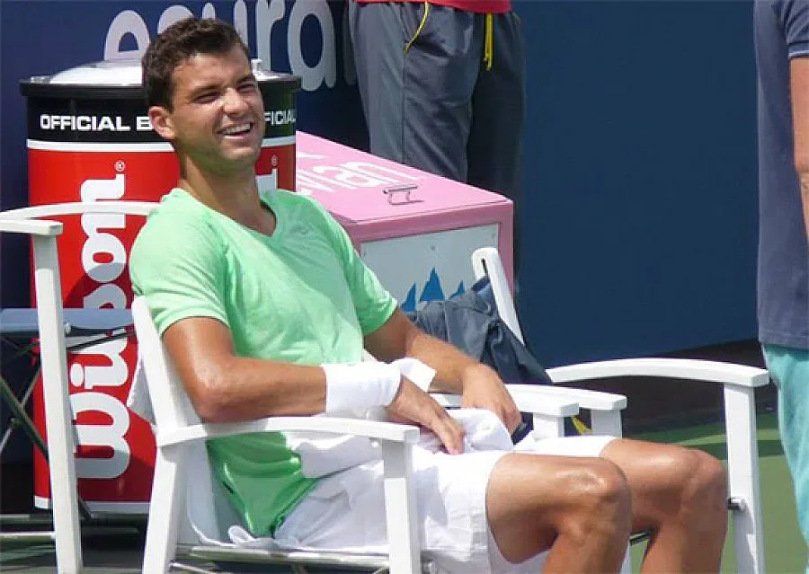 Фенове се трупат за тренировка на Гришо