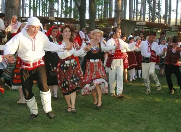 Потурите стават смокинг