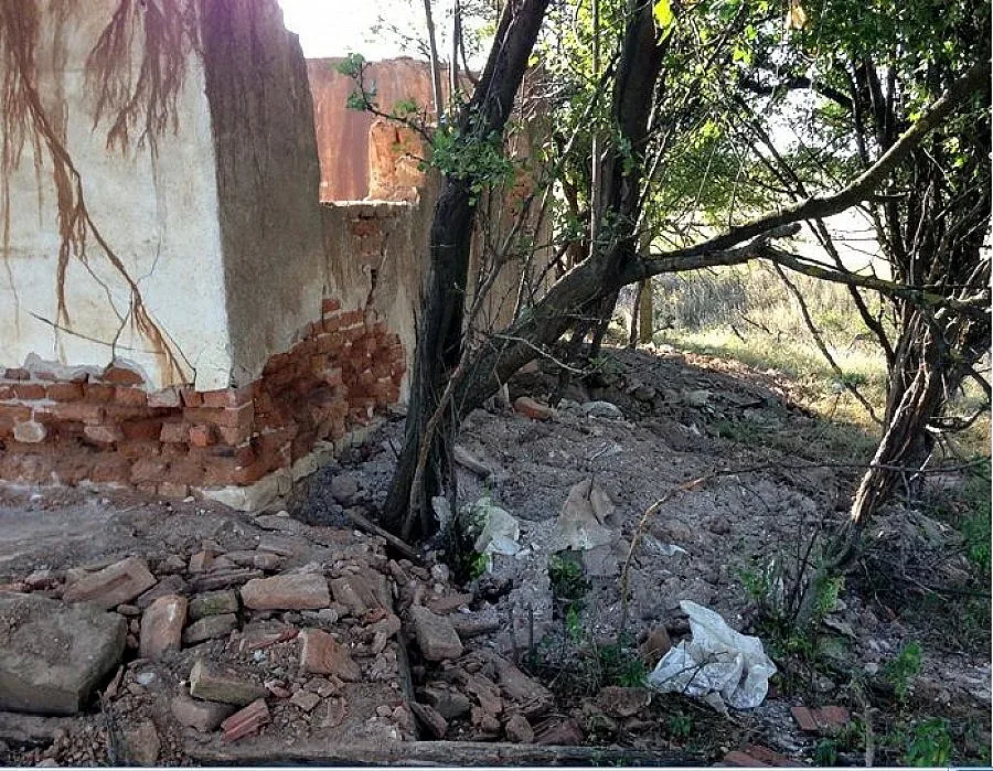 Изоставени пестициди натровиха двама