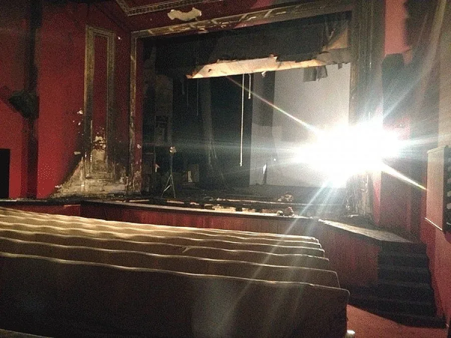 Местят Драмата в сграда без Акт 16