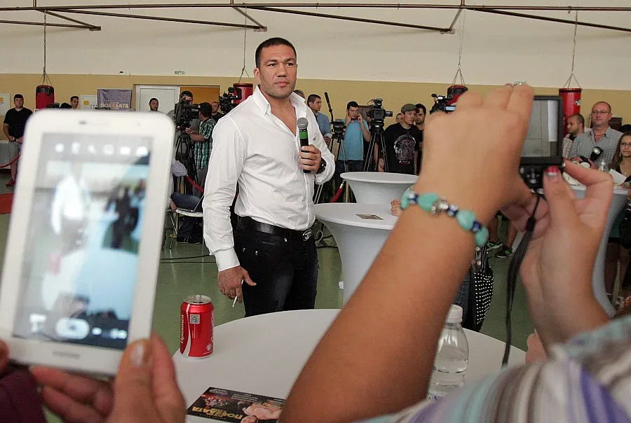 Анцузи кадем за мача на Кобрата