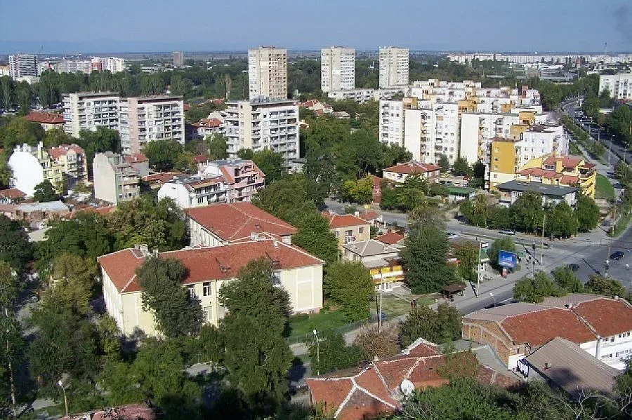 КЗК спря ремонт на школо в Пазарджик