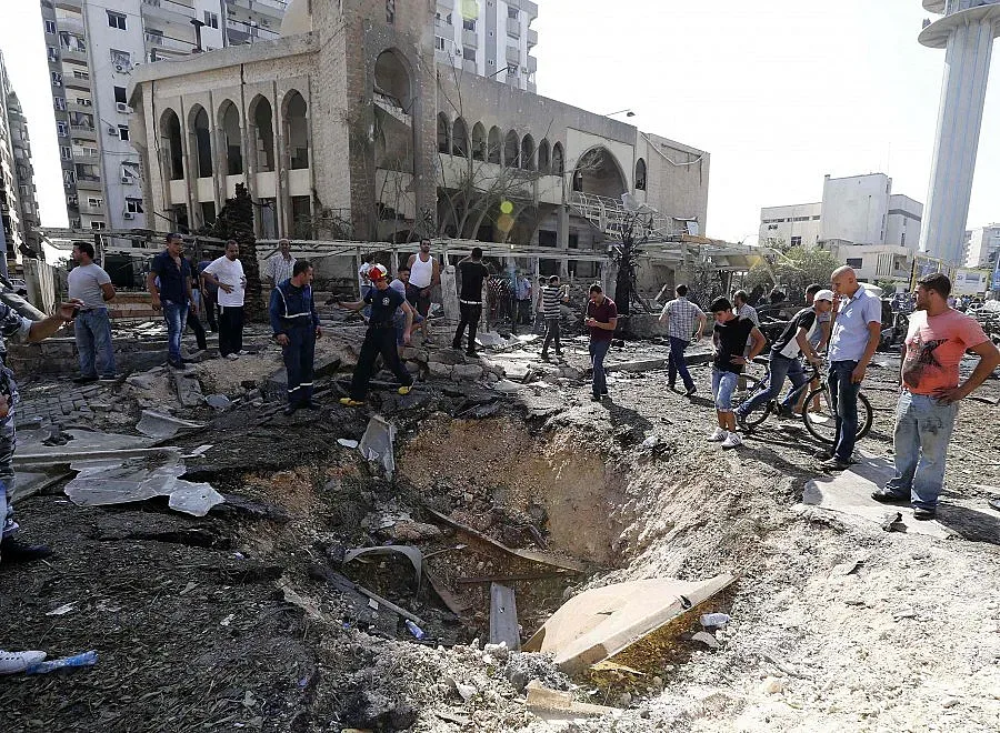 Атентати потопиха в кръв Ливан